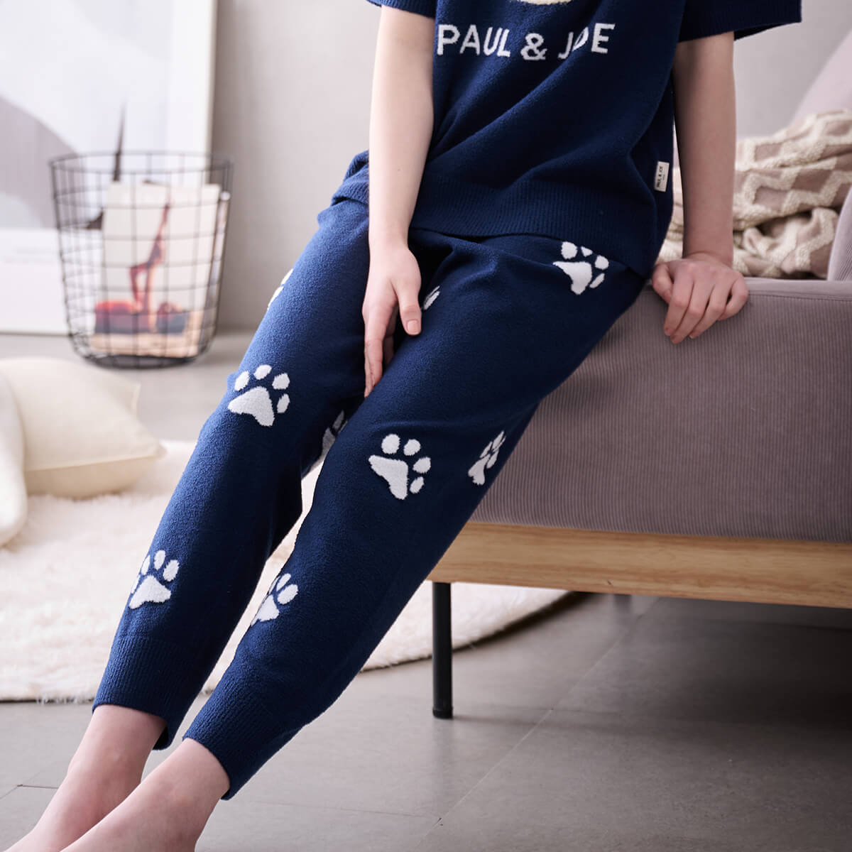 【3月18日限定ポイント10倍】【PAUL&JOE】ランダム猫足跡夏ニットロングパンツ